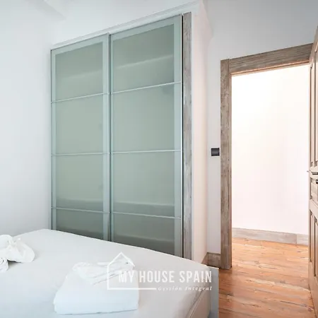 Myhousespain - Piso Reformado En El Centro Gijon Exterior photo